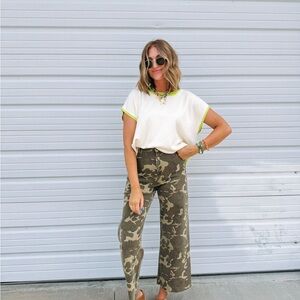Chic Camouflage Wide-Leg Pants